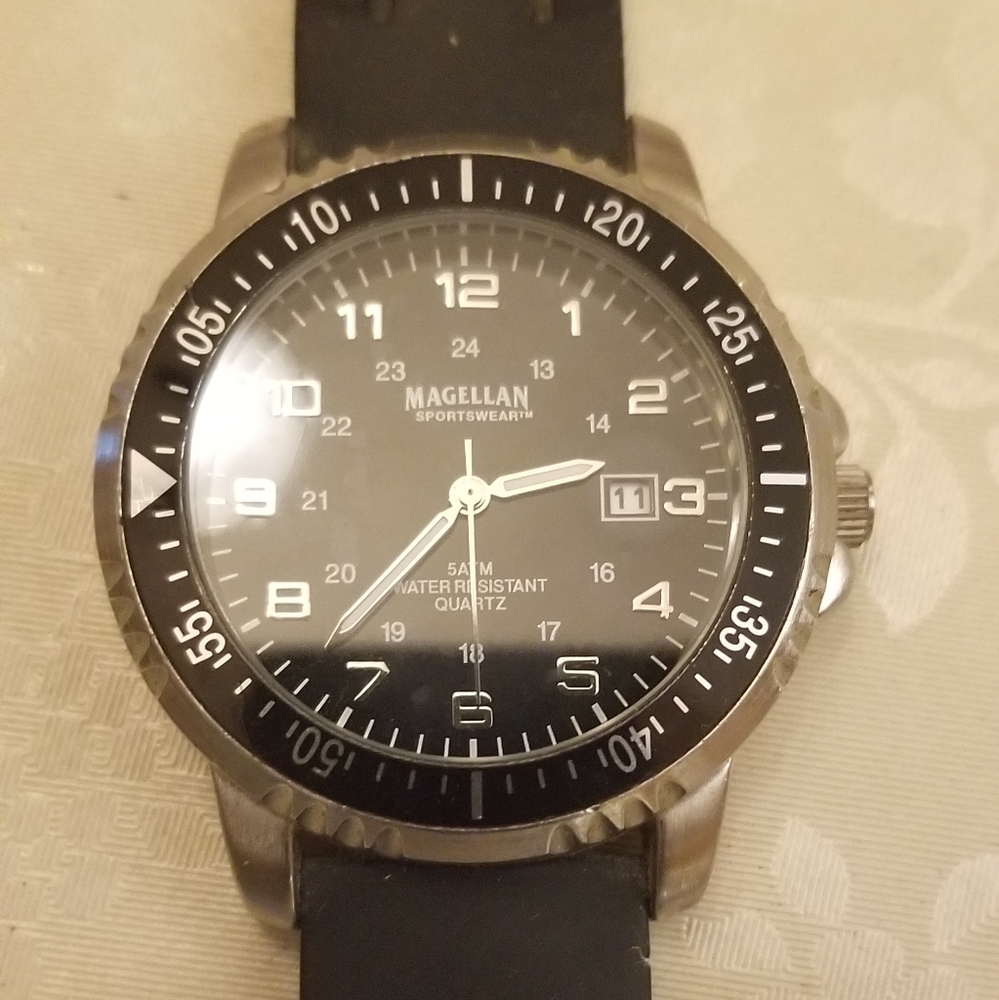 Men's wristwatch Magellan